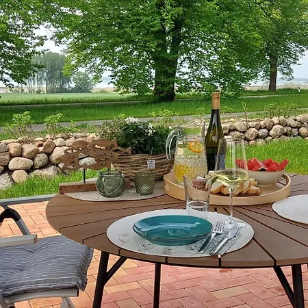 Ferienhaus Tuttelduuv - Ferienhaushaelfte Mit Kamin Fuer 4 Personen *